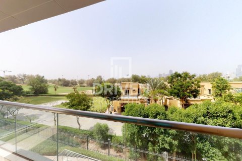 Apartment in The Views, Dubai 2 bedrooms, 119 sq.m. № 19911 - photo 13