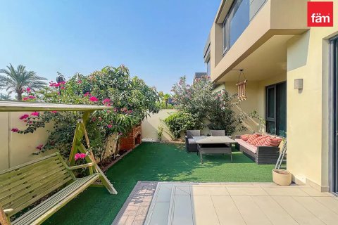 Townhouse in Dubai Hills Estate, Dubai 5 bedrooms, 297.4 sq.m. № 49089 - photo 2