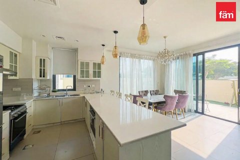 Townhouse in Dubai Hills Estate, Dubai 5 bedrooms, 297.4 sq.m. № 49089 - photo 3