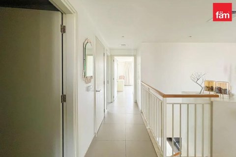Townhouse in Dubai Hills Estate, Dubai 5 bedrooms, 297.4 sq.m. № 49089 - photo 6