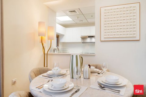 Apartment in Business Bay, Dubai 2 bedrooms, 117.4 sq.m. № 49088 - photo 22