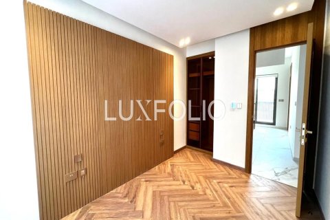 Adosado en Jumeirah Golf Estates, Dubai, 3 dormitorios, 204 m², № 46410 - foto 8