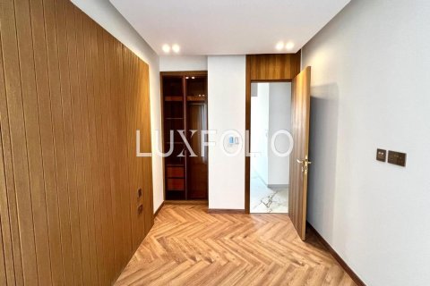 Adosado en Jumeirah Golf Estates, Dubai, 3 dormitorios, 204 m², № 46410 - foto 9