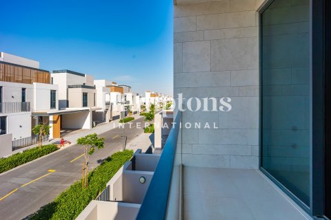 Снять в аренду виллу в Arabian Ranches 3, Дубай: 4 спальни, 455.99951102м², № 78549 - фото 29