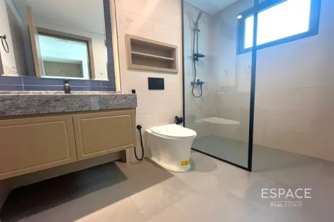 Tienda en Damac Lagoons, Dubai, 4 dormitorios, 207 m², № 62115 - foto 9