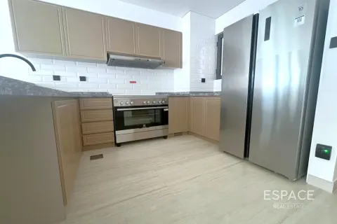 Tienda en Damac Lagoons, Dubai, 4 dormitorios, 207 m², № 62115 - foto 3
