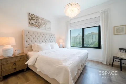 Снять в аренду квартиру в Пальме Джумейре, Дубай: 3 спальни, 206м², № 62114 - фото 9