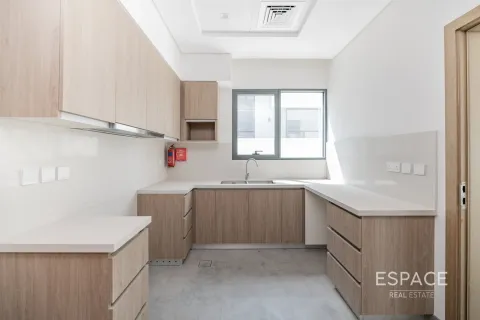 Villa en Al Furjan, Dubai, 5 dormitorios, 418 m², № 62116 - foto 5