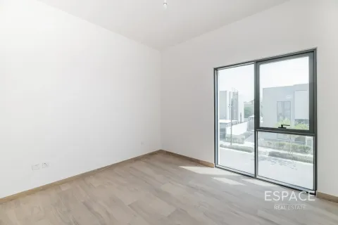 Villa en Al Furjan, Dubai, 5 dormitorios, 418 m², № 62116 - foto 14