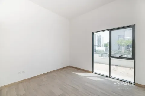 Villa en Al Furjan, Dubai, 5 dormitorios, 418 m², № 62116 - foto 8