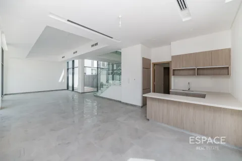 Villa en Al Furjan, Dubai, 5 dormitorios, 418 m², № 62116 - foto 3