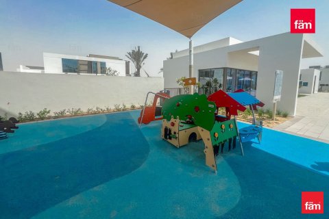 Villa in Al Furjan, Dubai 4 bedrooms, 584.4 sq.m. № 40356 - photo 8