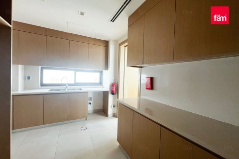 Villa in Al Furjan, Dubai 4 bedrooms, 584.4 sq.m. № 40356 - photo 20