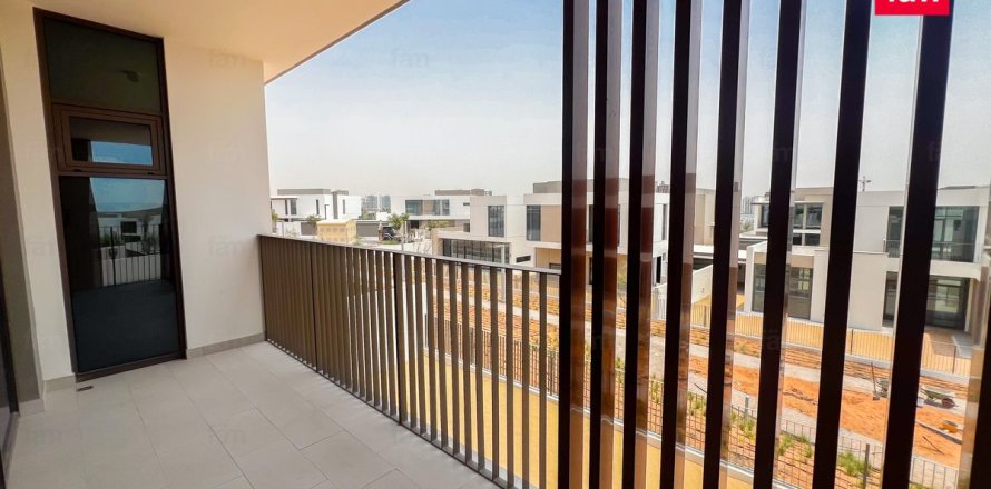 Villa in Al Furjan, Dubai 4 bedrooms, 584.4 sq.m. № 40356