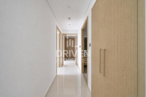 Apartment in 17 Icon Bay, Dubai Creek Harbour (The Lagoons), Dubai 2 bedrooms, 98.11 sq.m. № 128162 - photo 8