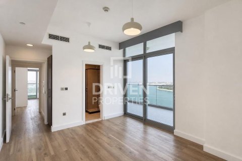 Appartement à Azure Residences, Palm Jumeirah, Dubai, 2 chambres, 187.48 m², № 128164 - photo 8