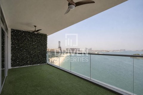 Appartement à Azure Residences, Palm Jumeirah, Dubai, 2 chambres, 187.48 m², № 128164 - photo 15