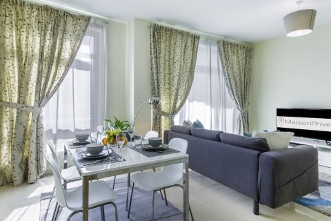 Apartment in BAY'S EDGE in Business Bay, Dubai 3 bedrooms, 210 sq.m. № 30389 - photo 9