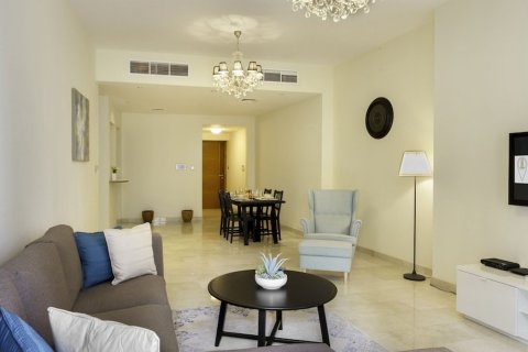 Apartment in BAY'S EDGE in Business Bay, Dubai 3 bedrooms, 210 sq.m. № 30389 - photo 2