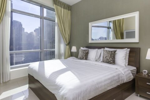 Apartment in BAY'S EDGE in Business Bay, Dubai 3 bedrooms, 210 sq.m. № 30389 - photo 10