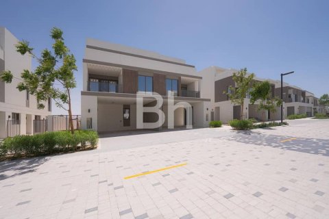 Villa in Tilal Al Ghaf, Dubai 5 bedrooms, 317 sq.m. № 57085 - photo 21