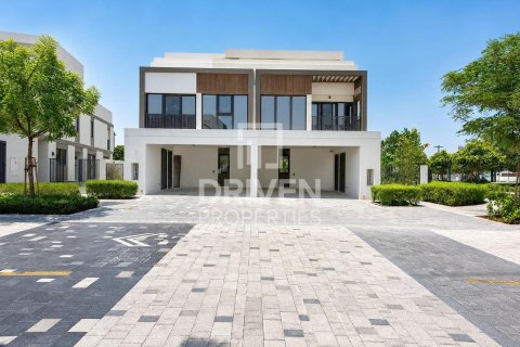 Villa à Aura, Tilal Al Ghaf, Dubai, 5 chambres, 270.72 m², № 138524