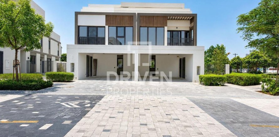Villa à Aura, Tilal Al Ghaf, Dubai, 5 chambres, 270.72 m², № 138524