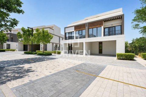 Villa à Aura, Tilal Al Ghaf, Dubai, 5 chambres, 270.72 m², № 138524 - photo 2