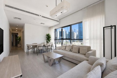Apartment in Bellevue Towers, Downtown Dubai (Downtown Burj Dubai), Dubai 3 bedrooms, 159.33 sq.m. № 138506 - photo 6