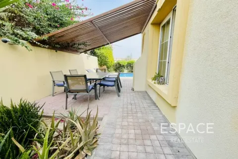 Villa en Springs 10, The Springs, Dubai, 2 dormitorios, 167 m², № 71349 - foto 12