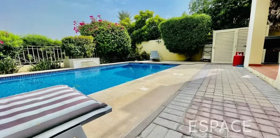 Villa in Springs 10, The Springs, Dubai 2 bedrooms, 167 sq.m. № 71349