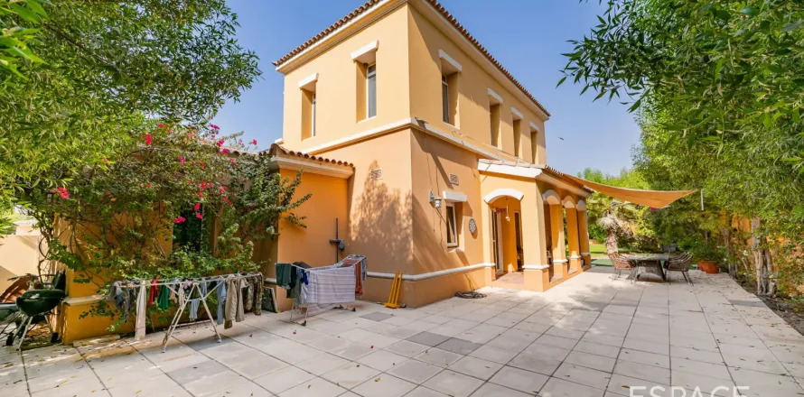 Таунхаус в Арабиан Ранчес, Дубай, 3 спальни, 279м², № 71346