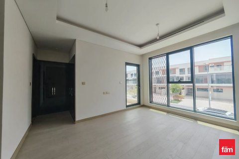 Townhouse in Dubai 4 bedrooms, 139.3 sq.m. № 50085 - photo 15