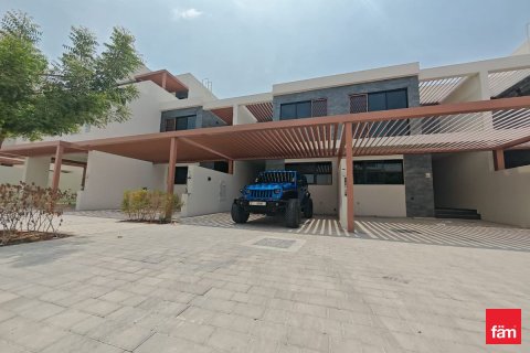 Townhouse in Dubai 4 bedrooms, 139.3 sq.m. № 50085 - photo 1