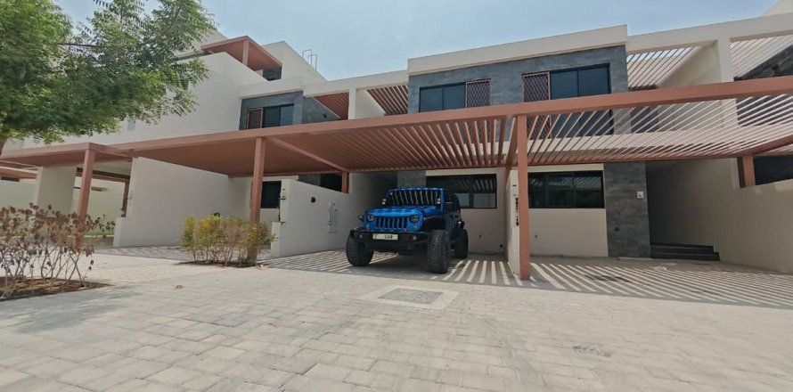 Townhouse in Dubai 4 bedrooms, 139.3 sq.m. № 50085
