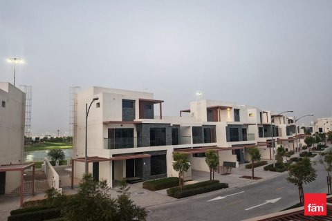 Townhouse in Dubai 4 bedrooms, 139.3 sq.m. № 50085 - photo 6
