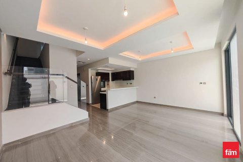 Townhouse in Dubai 4 bedrooms, 139.3 sq.m. № 50085 - photo 2