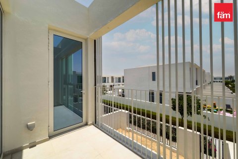 Villa à Dubai, 3 chambres, 173.9 m², № 41840 - photo 22