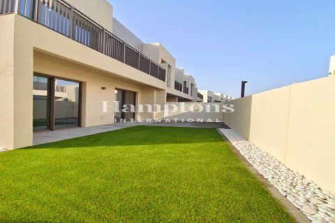 Villa in Dubai South (Dubai World Central), Dubai 4 bedrooms, 237.36716500 sq.m. № 63691 - photo 10