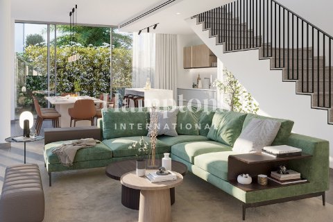 Villa in Arabian Ranches 3, Dubai 4 bedrooms, 387.17696862 sq.m. № 63692 - photo 8