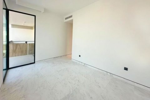 Villa en Dubai, 5 dormitorios, 530.4 m², № 47276 - foto 16