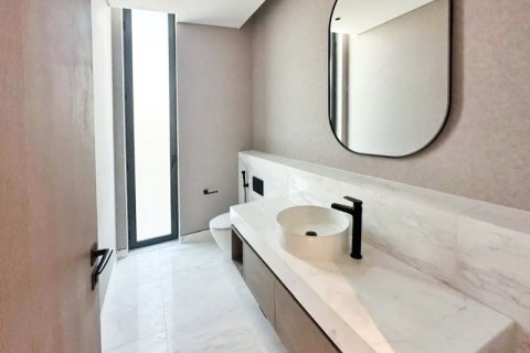 Villa en Dubai, 5 dormitorios, 530.4 m², № 47276 - foto 14