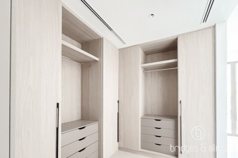Villa à Dubai, 4 chambres, 316.9 m², № 47286 - photo 10