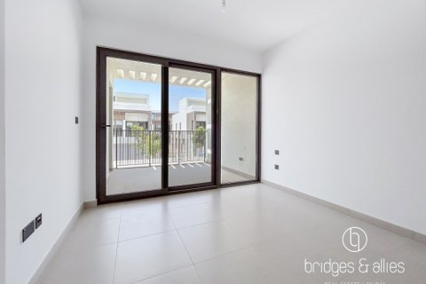Villa à Dubai, 4 chambres, 316.9 m², № 47286 - photo 14