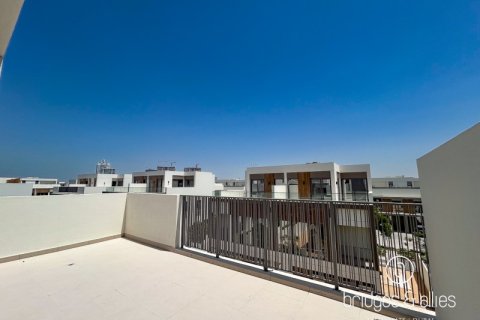 Villa à Dubai, 4 chambres, 316.9 m², № 47286 - photo 6