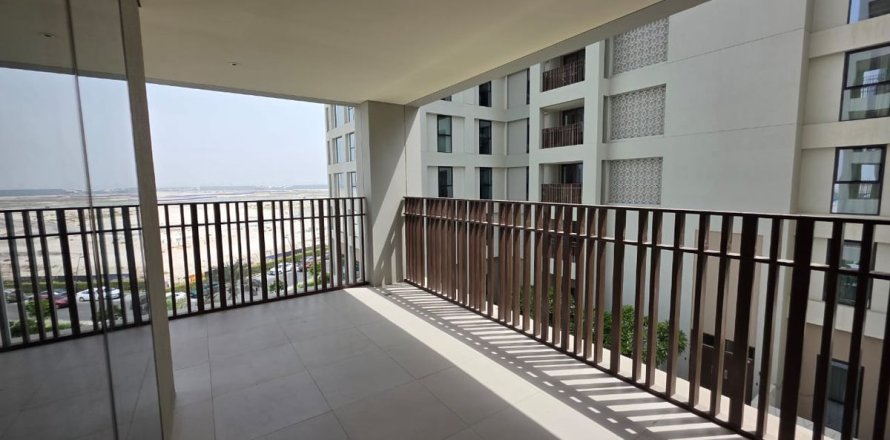 Appartement à Dubai, 2 chambres, 102 m², № 40129