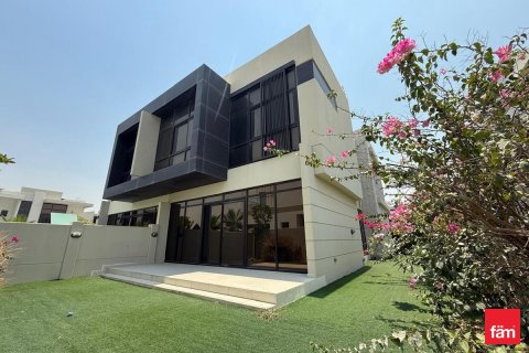 Villa à Dubai, 3 chambres, 324 m², № 40135 - photo 1