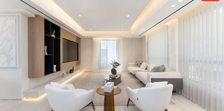 Ático en Dubai, 4 dormitorios, 585.9 m², № 40134