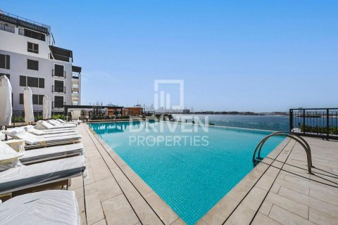 Apartment in La Mer, Jumeirah, Dubai 3 bedrooms, 196.4 sq.m. № 128752 - photo 13