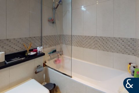 Купить квартиру в Dubai Sports City, Дубай: 2 спальни, 94м², № 91232 - фото 5